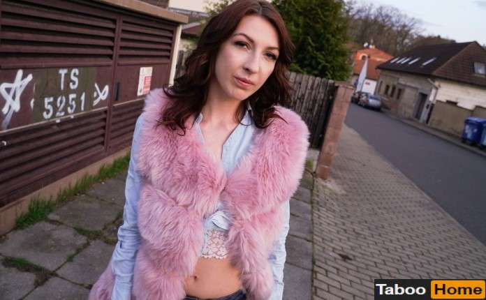 PublicAgent Toilet Fuck For Lollipop Sucker