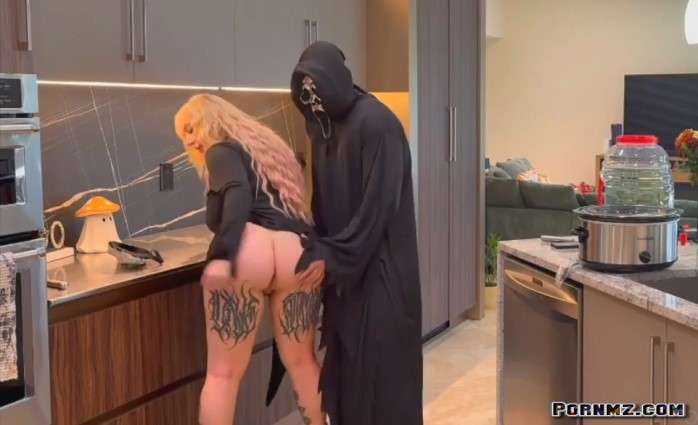 OnlyFans Skylar Vox Halloween Special Pornmz