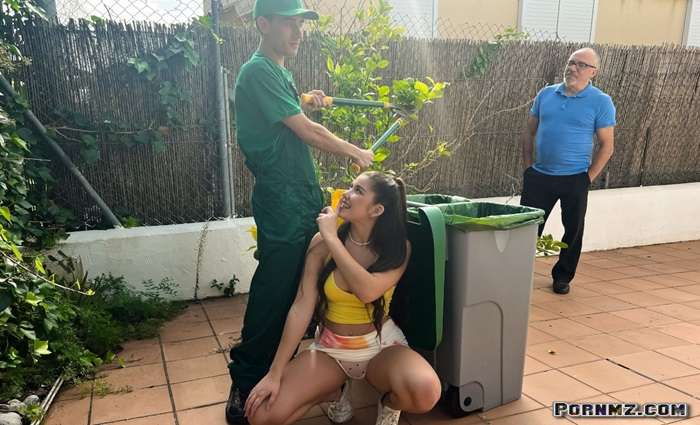 TeensLoveHugeCocks Chloe Lapiedra Hiding And Fucking With The Landscaper Pornmz