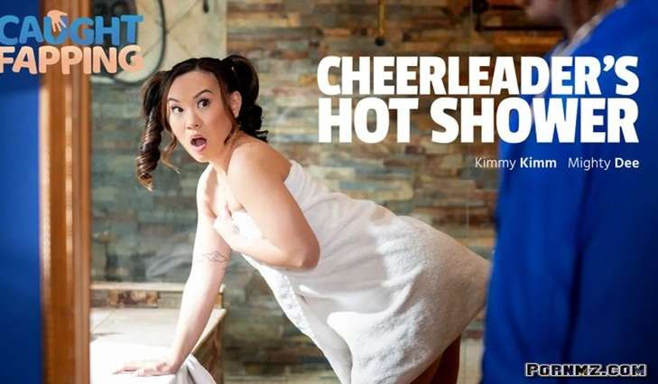 CaughtFapping Kimmy Kimm Cheerleaders Hot Shower Pornmz